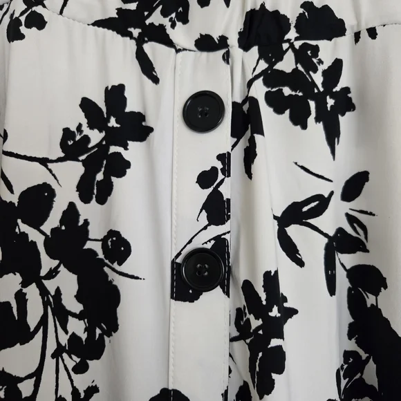 Robert Louis Black and White A-Line Maxi Skirt - Picture 9 of 10